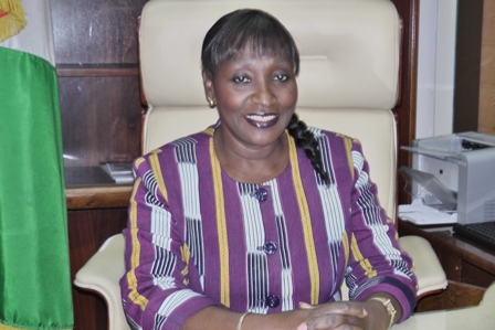 14 EME  REUNION ORDINAIRE DE L’ASSEMBLEE DES MINISTRES DE LA SANTE DE LA CEDEAO 
Allocution de clôture de madame la Présidente de la 14ieme AMS, Dr Raymonde GOUDOU COFFIE 
PRAIA, CAP VERT, 5 AVRIL 2013